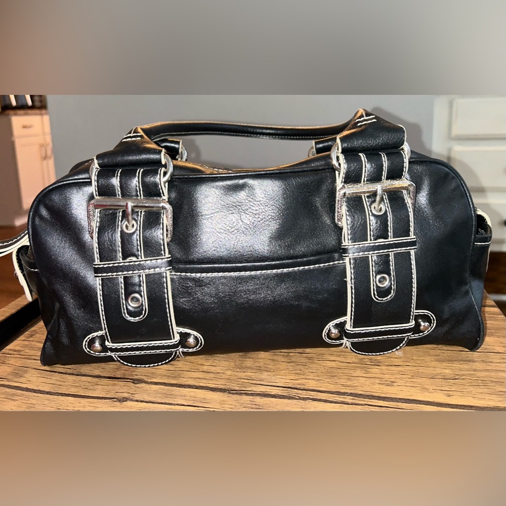 Black Tommy Hilfiger Handbag